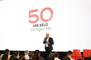 ABB Eletrificação celebra 50 anos da fábrica em Contagem com ampliação de produção e investimento em eficiência energética