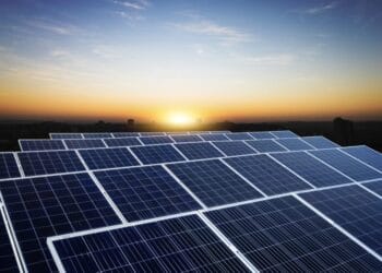 Energia solar no Brasil o que permite o crescimento do mercado e como implementá-lo nas franquias