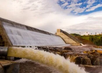 Elera Renováveis lança cartilha educativa sobre energia hídrica, sustentabilidade e segurança de barragens