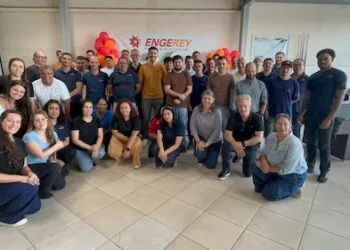 Engerey comemora 24 anos com foco em painéis homologados pela francesa Schneider Electric para evitar paradas em infraestruturas críticas