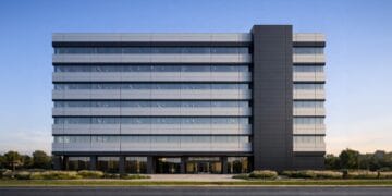 Kingspan sai na frente e lança 1º painel isolante de fachada com certificação ABNT NBR 16951 2021 do país