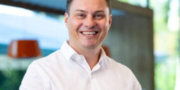 Setor elétrico brasileiro enfrenta desafios e tem inovação como aliada de governança e gestão