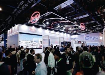 BYD avança em estratégia de armazenamento de energia no Brasil após anunciar investimento de até R$ 500 milhões no país