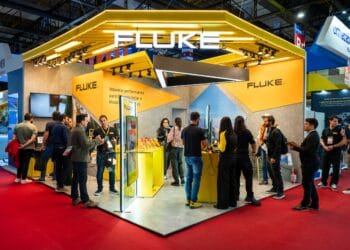 Fluke Brasil destaca portfólio de energias renováveis e eletromobilidade na Intersolar