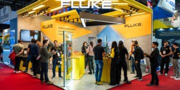 Fluke Brasil destaca portfólio de energias renováveis e eletromobilidade na Intersolar