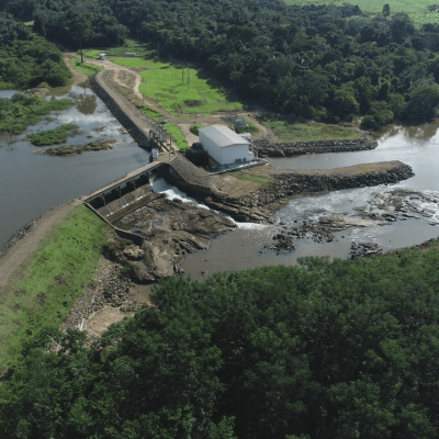 Após pedido da ABRAPCH, ANEEL reconsidera decisão que restringia autoprodução para usinas de até 5 MW