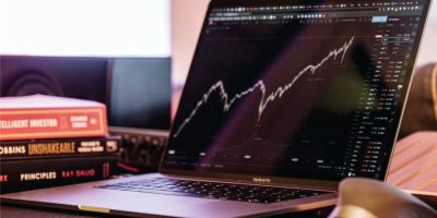 BBCE encerra abril com R$ 8,8 bilhões negociados em contratos de energia