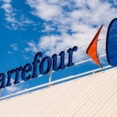 Carrefour prevê economia de energia suficiente para abastecer 30 mil casas com gestão inteligente do NEO Estech