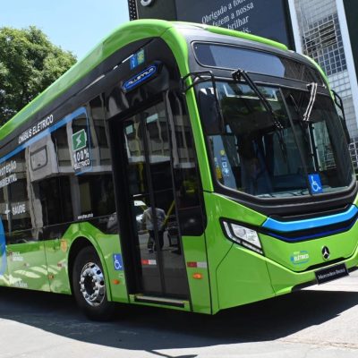 Cia Coordenadas testa ônibus elétrico Mercedes-Benz em Belo Horizonte