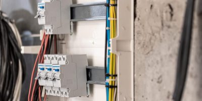 Desmitificando os disjuntores elétricos e suas principais funções