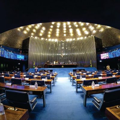 Durante esforço concentrado do Congresso, setor de renováveis apresenta no Senado pautas para acelerar transição energética