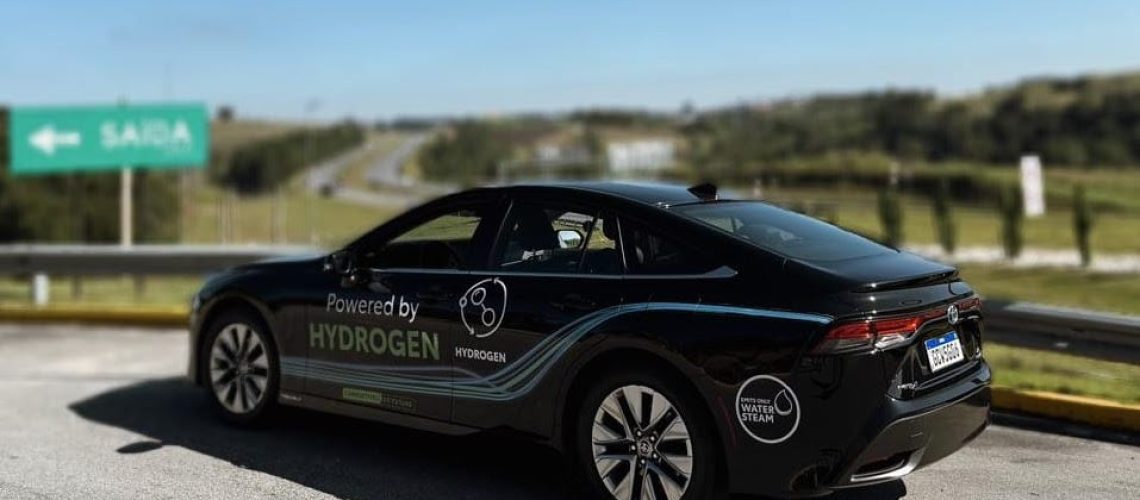 Em demonstração inédita, carro movido a hidrogênio percorre 140 km com combustível produzido pelo IPT
