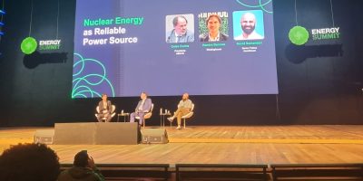Energia Nuclear como fonte confiável lições do painel no Energy Summit
