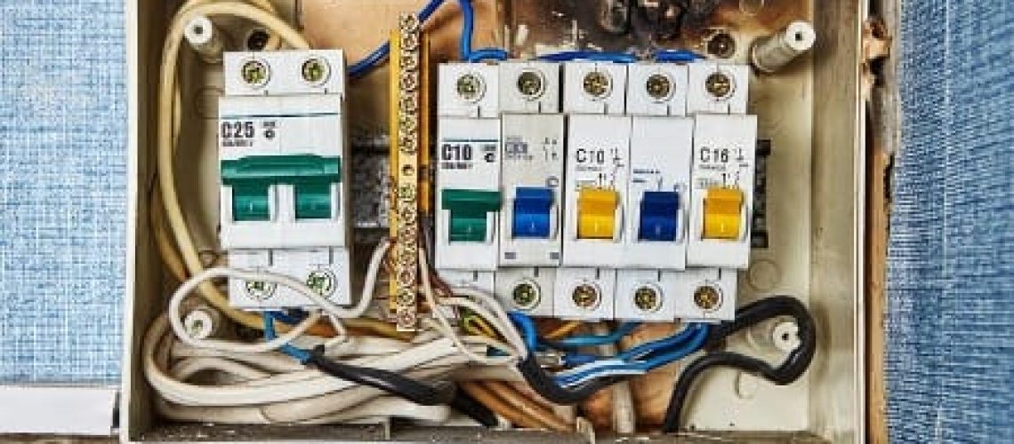 Energia elétrica em casa os principais mitos e verdades