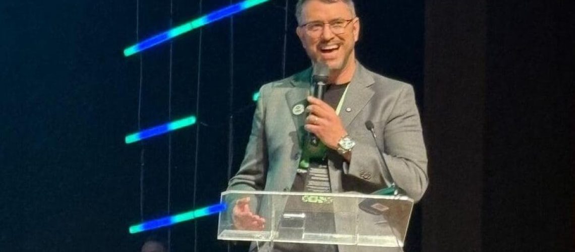 Energy Summit 2026 abre programação com debates sobre IA, descarbonização, transição energética e o futuro da infraestrutura global
