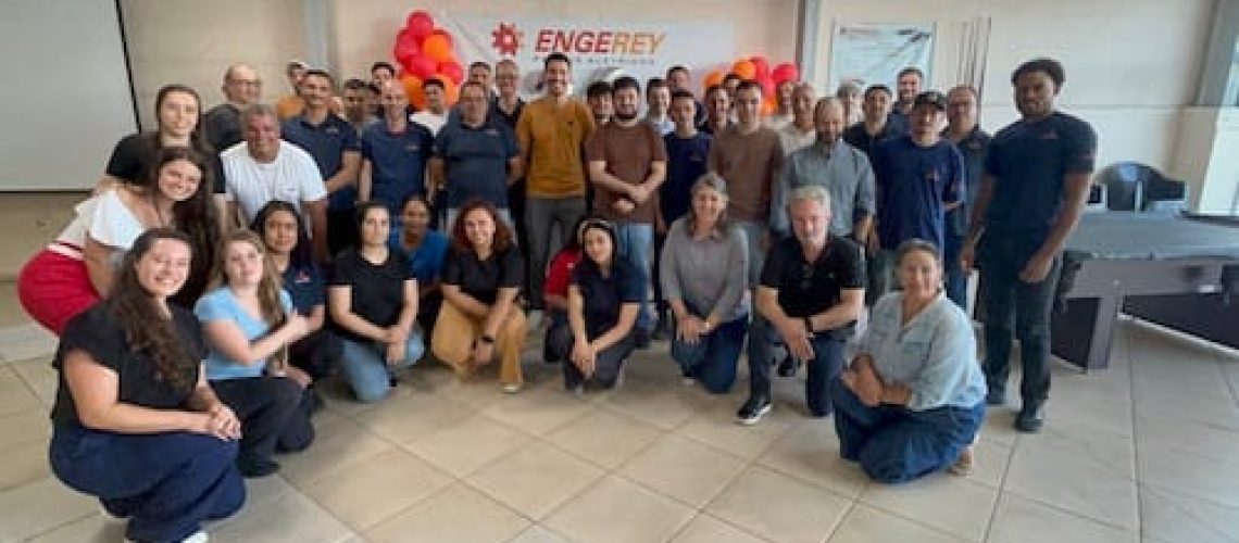 Engerey comemora 24 anos com foco em painéis homologados pela francesa Schneider Electric para evitar paradas em infraestruturas críticas