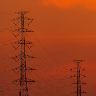 Falta de infraestrutura de rede ameaça avanço da energia limpa no Ceará