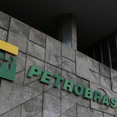 Federação Única dos Petroleiros celebra 73 anos da Petrobrás de olho no futuro