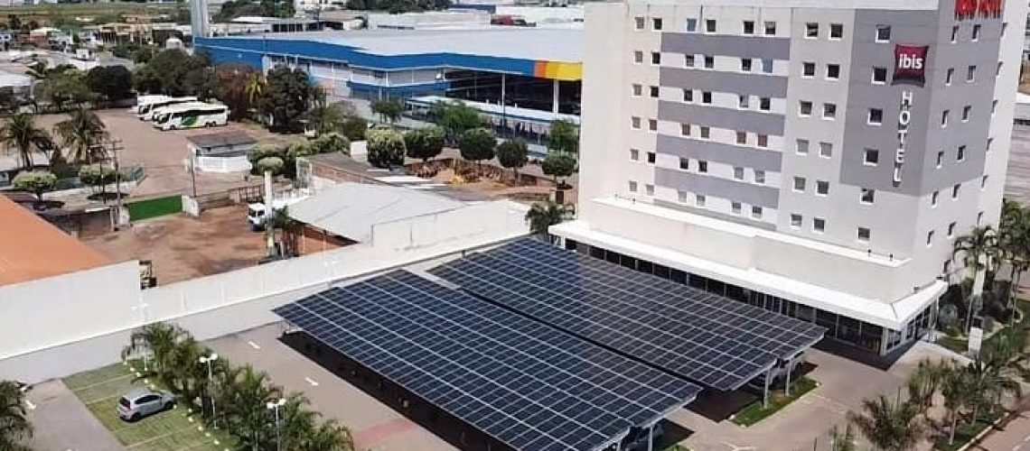 Hotel de Sinop adere a energia solar para reduzir os custos