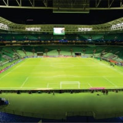 Iluminação dinâmica em arenas e quadras poliesportivas experiência do público, economia e fonte de receita