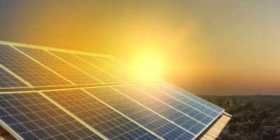 Número de consumidores com energia solar dobra nos últimos 12 meses