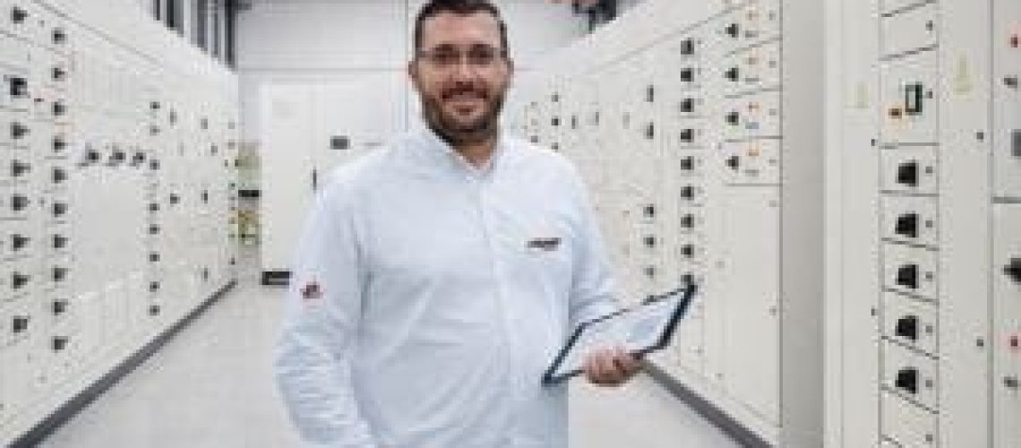 Segunda onda de modernização da iluminação leva indústrias a reduzirem a conta de energia pela metade