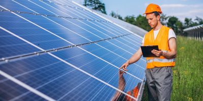 Seguros garantem a longevidade e proteção aos investimentos em energia solar