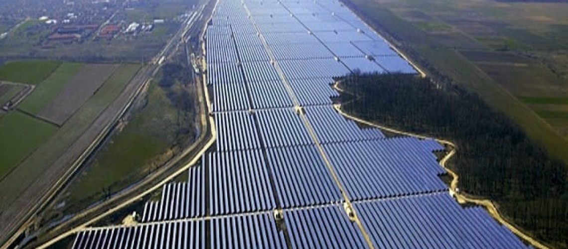 Seja sócio de usina solar brasileira com menos de R$ 1 mil e 100% on-line