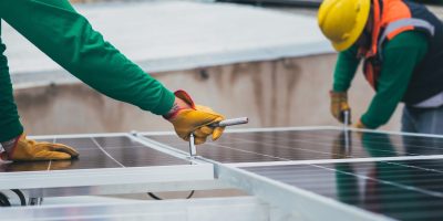 Setor de energia solar deve gerar mais de três milhões e meio de empregos até 2030 no Brasil