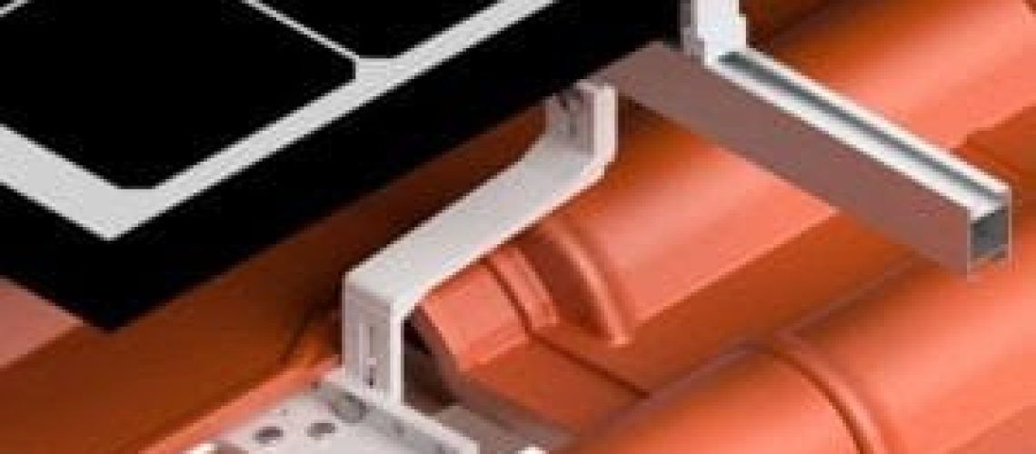 Solar Group lança nova geração de equipamentos de fixação de painéis solares em telhados