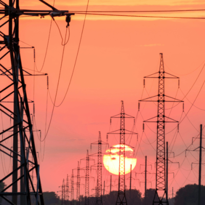 Volatilidade no mercado livre de energia acende alerta para empresas em 2026